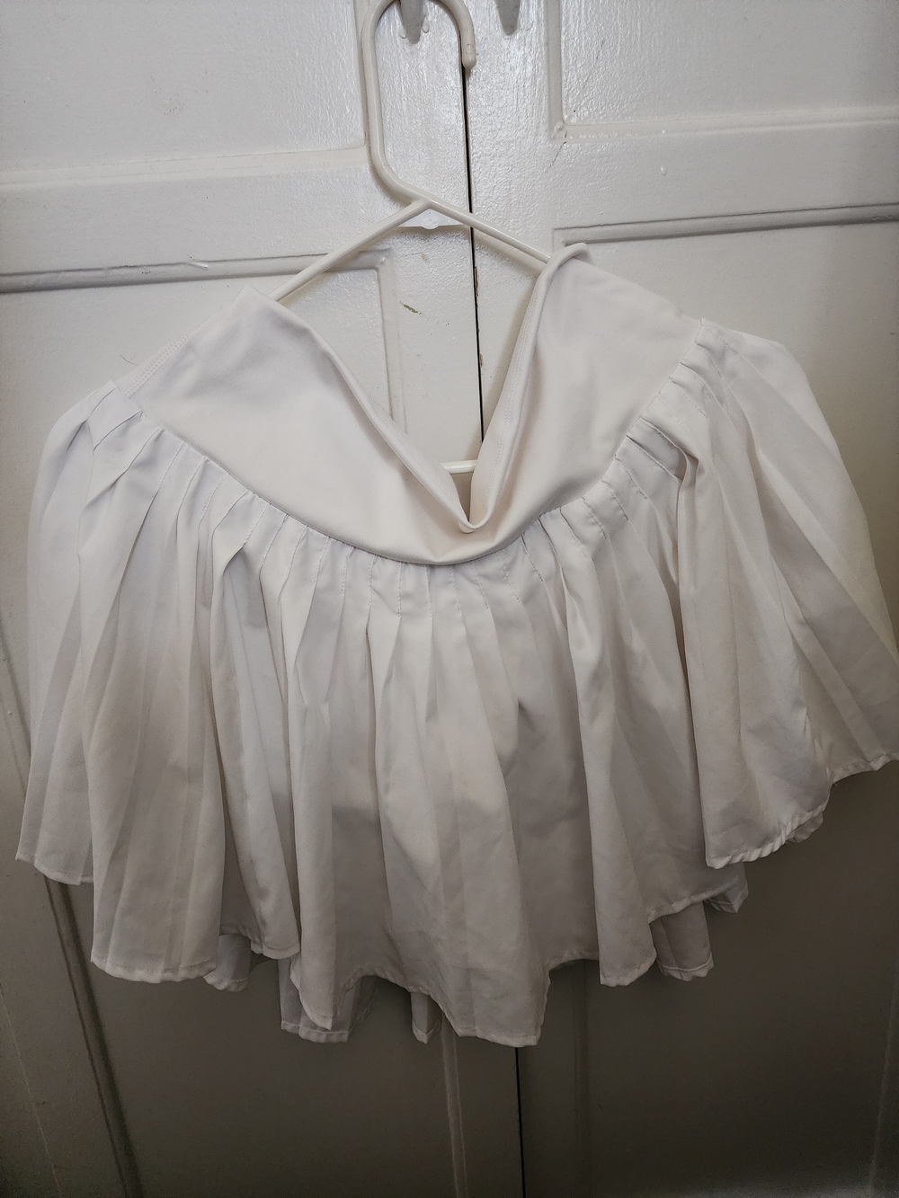 all in motion White Pleated Circle Skater Skirt